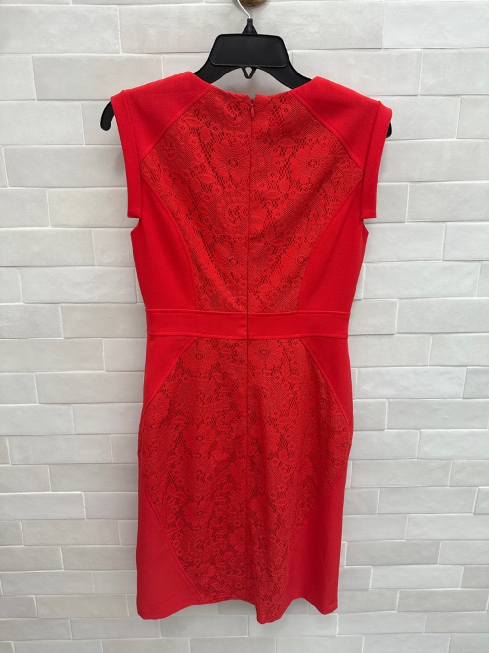 Red/Orange Lace-Panel Sheath Dress - Picture 3 of 3